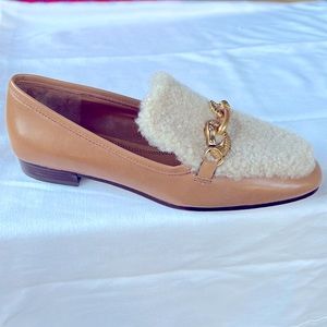 Brand New Jessa Shearling Loafer Goat Leather / Shearling